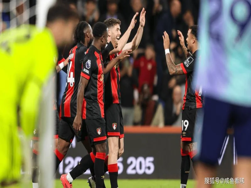 阿斯顿维拉vs伯恩茅斯：达米安-马丁内斯、沃特金斯首发，尤斯廷-克鲁伊维特、塞门约出战